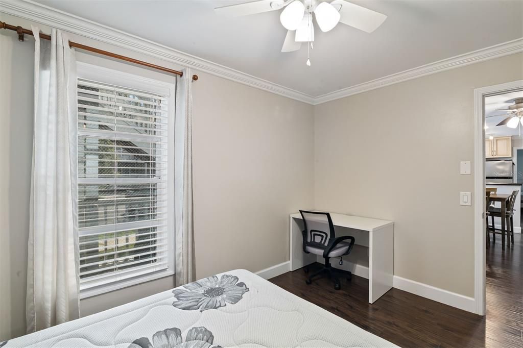 En Renta: $1,325 (2 camas, 2 baños, 800 Pies cuadrados)