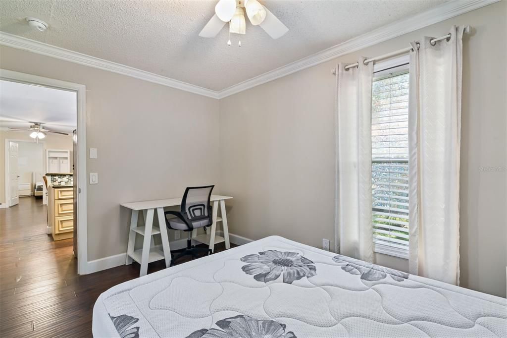 En Renta: $1,325 (2 camas, 2 baños, 800 Pies cuadrados)