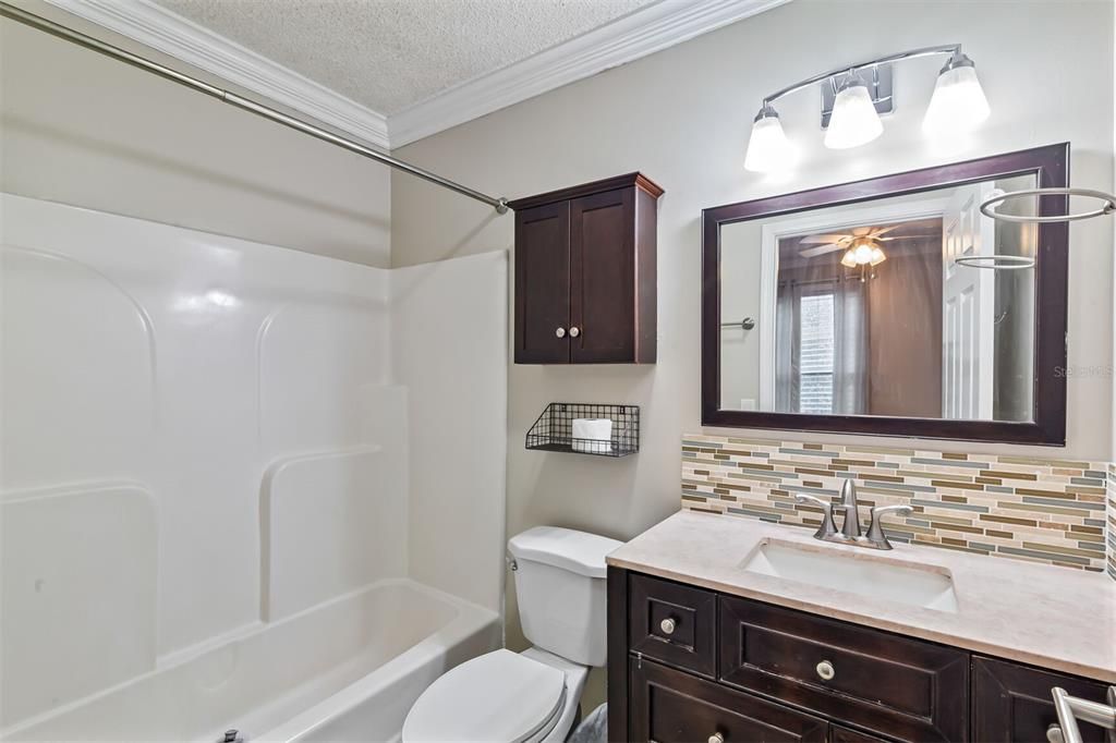 En Renta: $1,325 (2 camas, 2 baños, 800 Pies cuadrados)