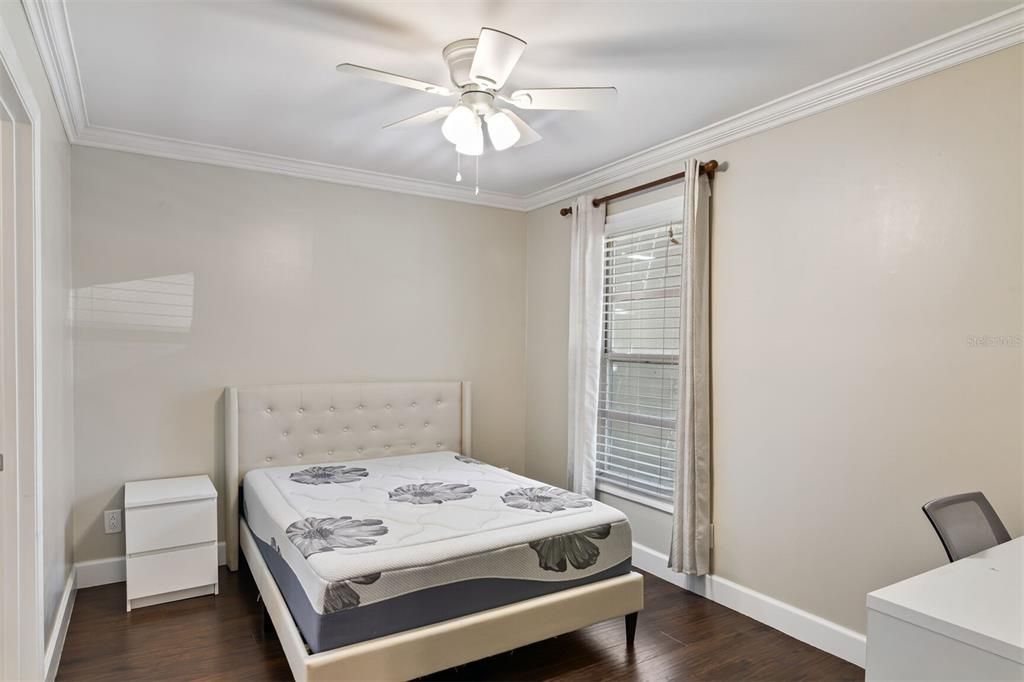 En Renta: $1,325 (2 camas, 2 baños, 800 Pies cuadrados)