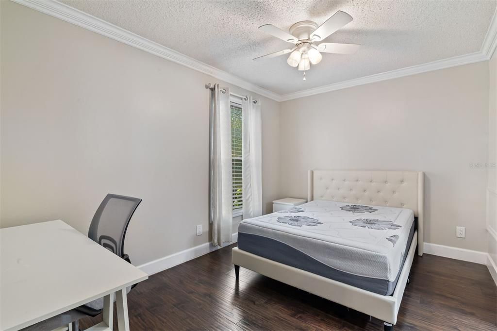 En Renta: $1,325 (2 camas, 2 baños, 800 Pies cuadrados)