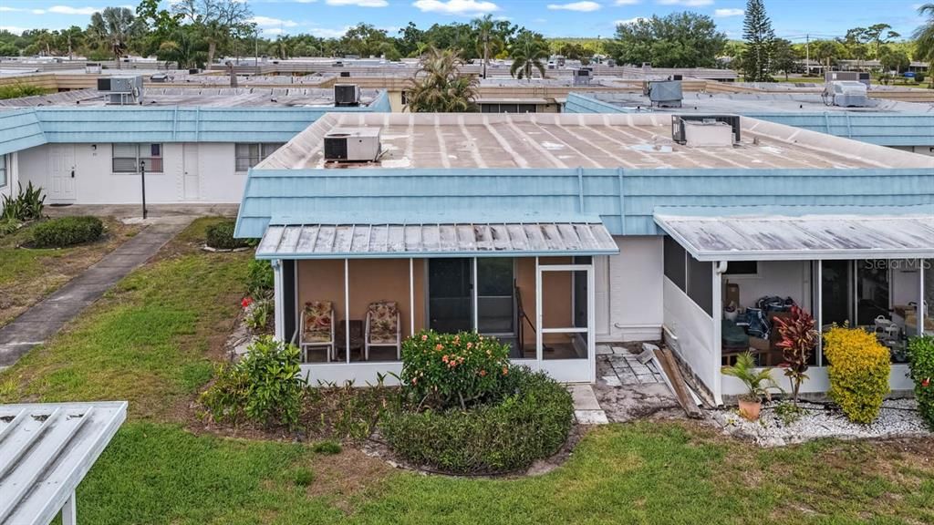 For Sale: $78,500 (1 beds, 1 baths, 800 Square Feet)