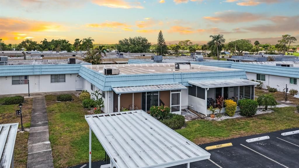 For Sale: $78,500 (1 beds, 1 baths, 800 Square Feet)