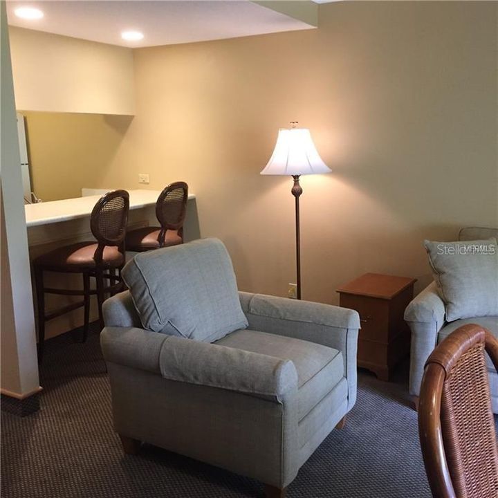 For Rent: $1,300 (0 beds, 1 baths, 610 Square Feet)