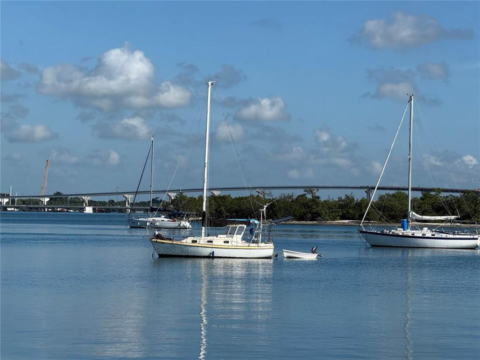 待售: $300,000 (0.20 acres)