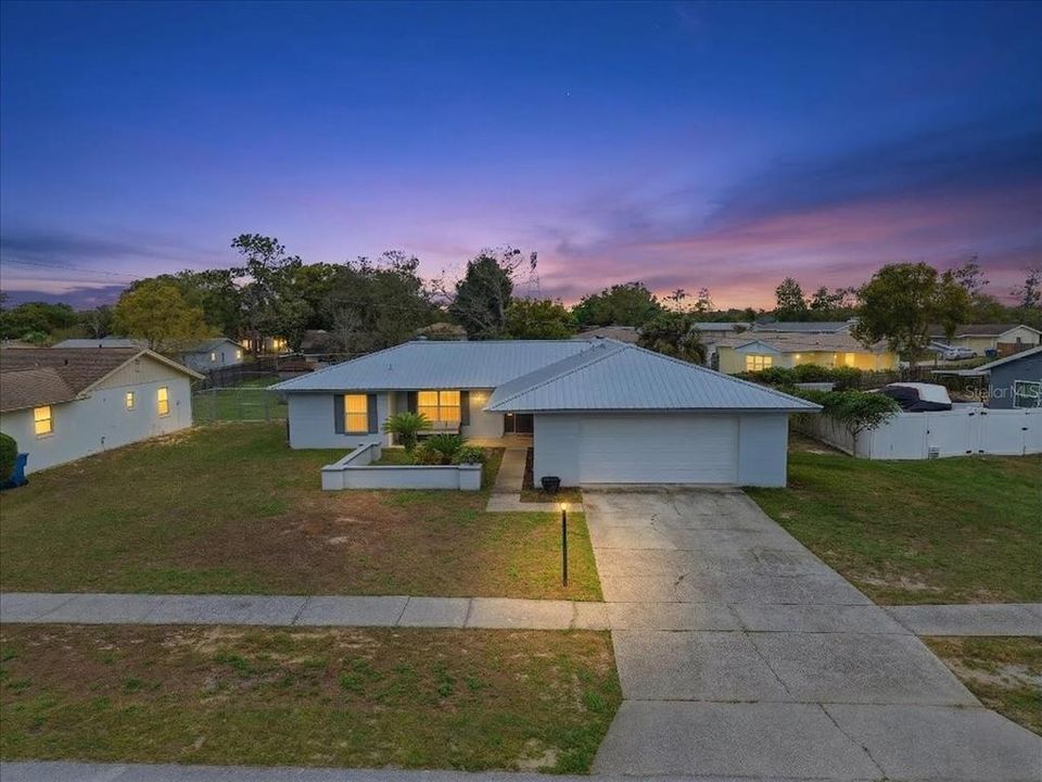 Recently Sold: $270,000 (3 beds, 2 baths, 1420 Square Feet)