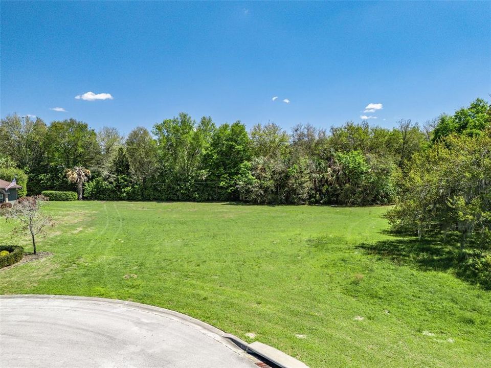 На продажу: $145,000 (0.80 acres)