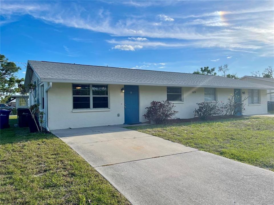 For Rent: $1,650 (2 beds, 1 baths, 882 Square Feet)