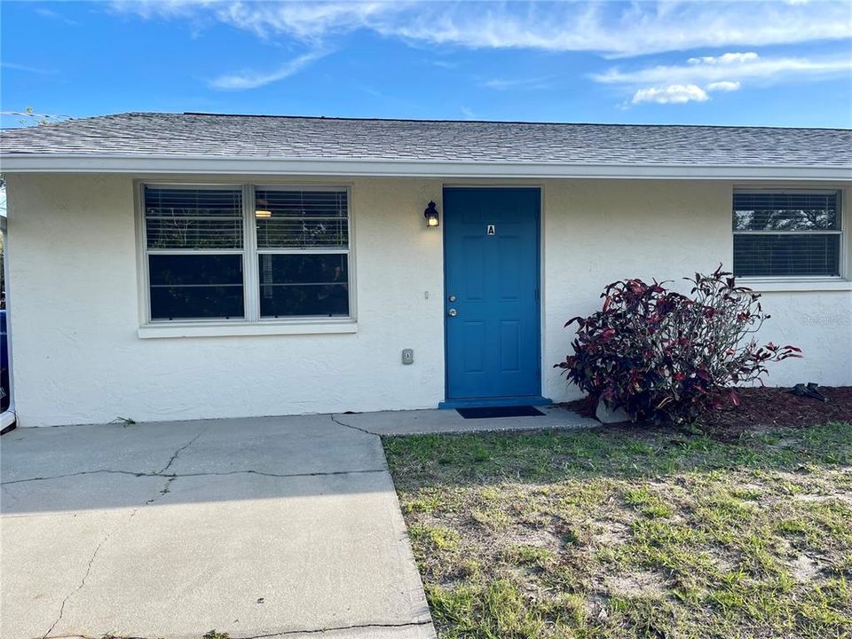 For Rent: $1,650 (2 beds, 1 baths, 882 Square Feet)