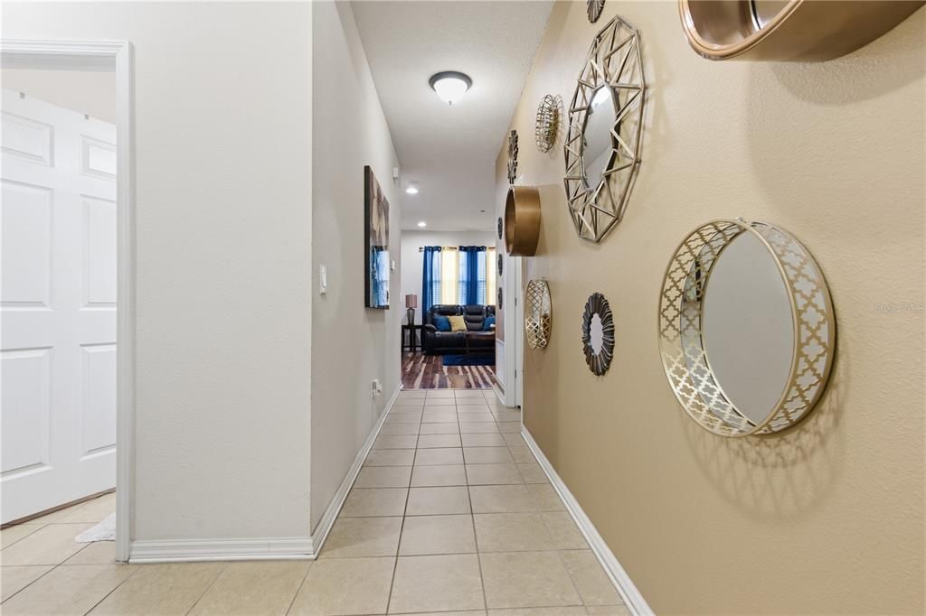 Под контрактом: $299,900 (3 спален, 2 ванн, 1263 Квадратных фут)