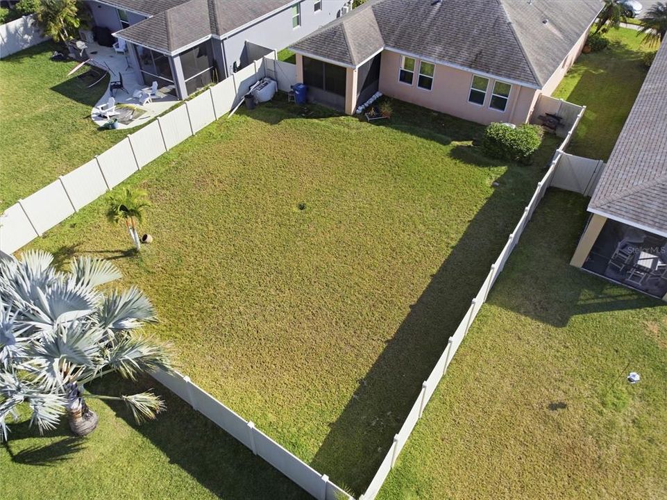 Под контрактом: $299,900 (3 спален, 2 ванн, 1263 Квадратных фут)