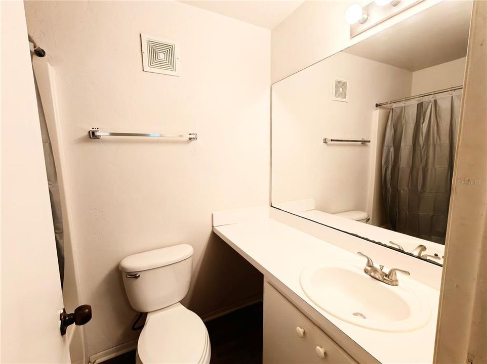 В аренду: $500 (1 спален, 1 ванн, 1177 Квадратных фут)