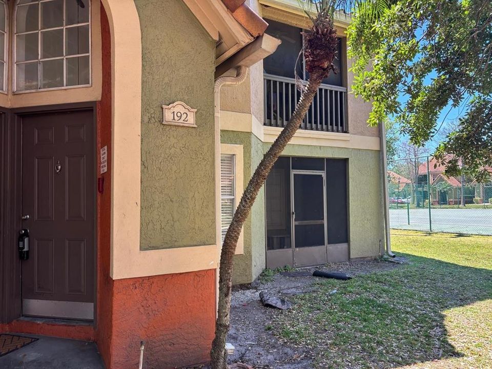 Activo con contrato: $169,900 (2 camas, 2 baños, 967 Pies cuadrados)