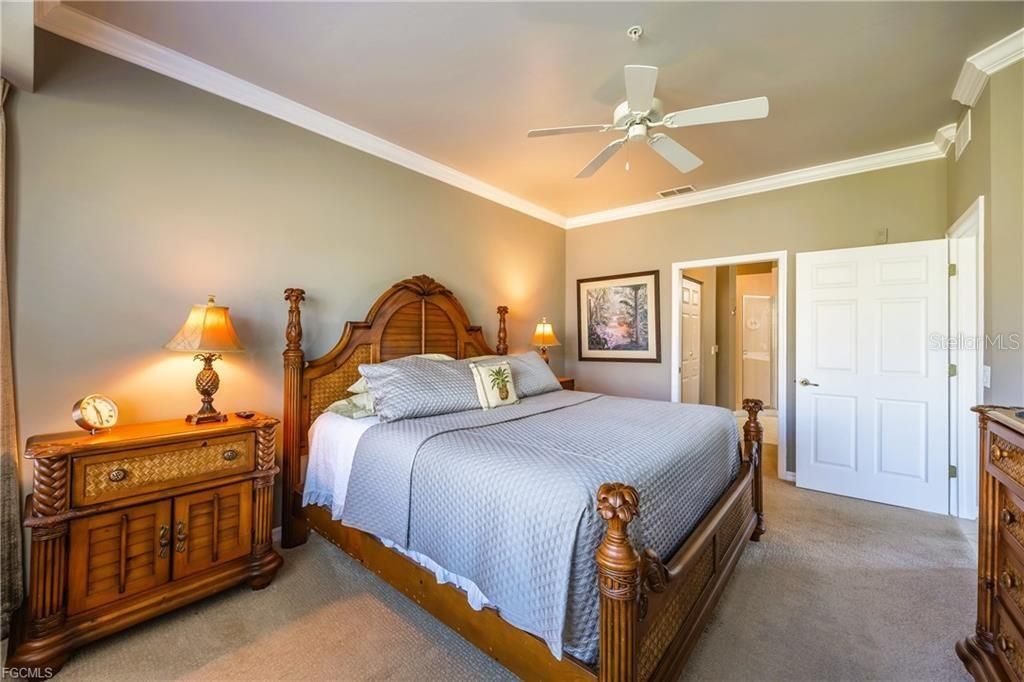 Active With Contract: $329,900 (2 beds, 2 baths, 1599 Square Feet)
