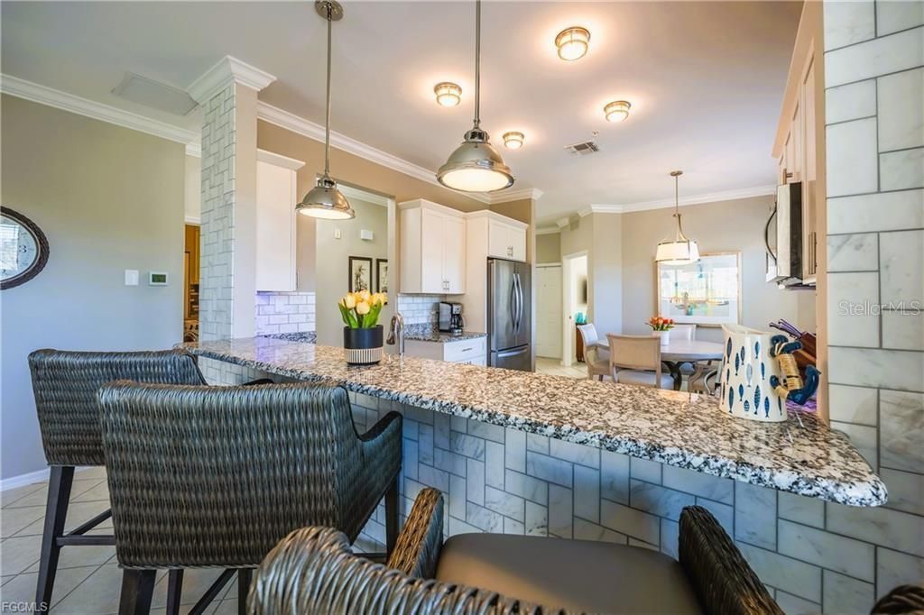 Active With Contract: $329,900 (2 beds, 2 baths, 1599 Square Feet)