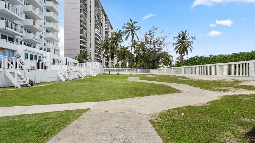 В аренду: $2,200 (1 спален, 1 ванн, 705 Квадратных фут)