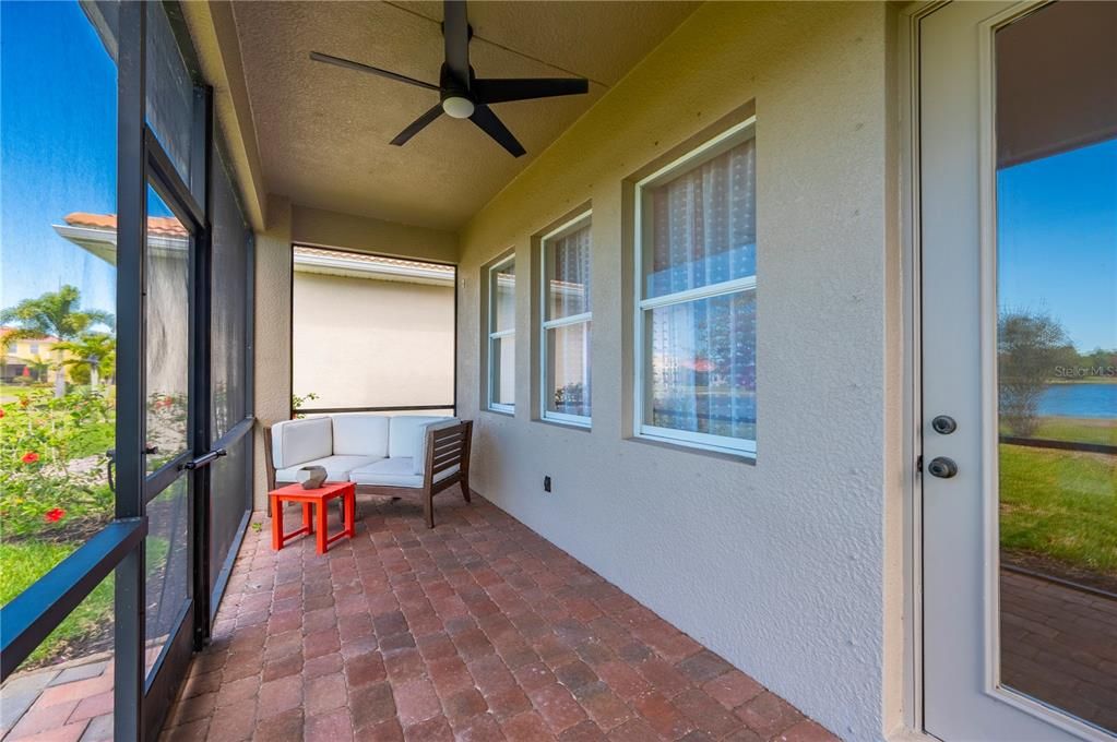 For Sale: $625,000 (5 beds, 4 baths, 4067 Square Feet)