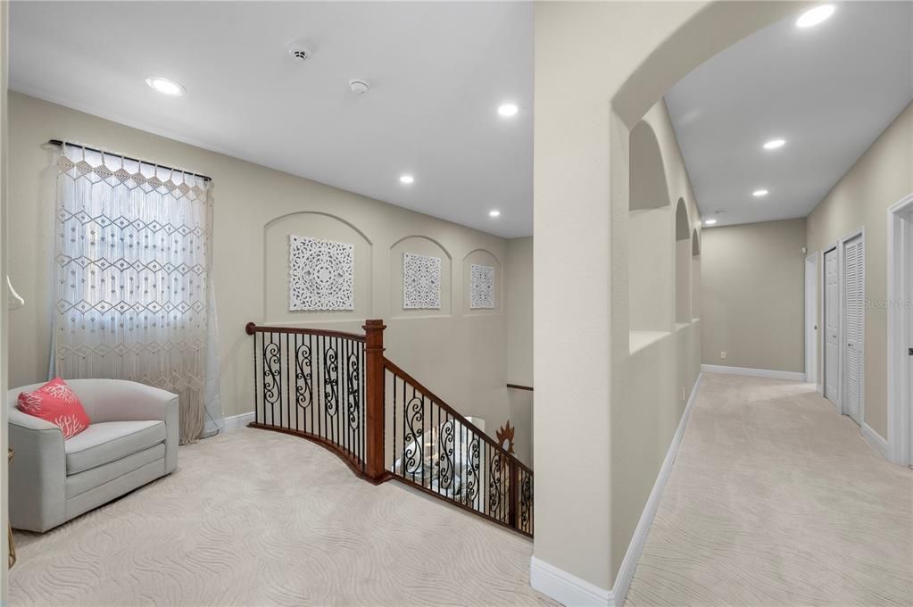 For Sale: $625,000 (5 beds, 4 baths, 4067 Square Feet)