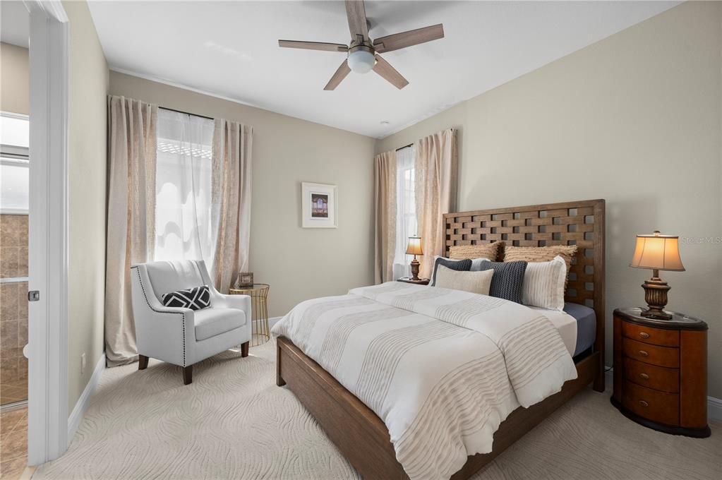 For Sale: $625,000 (5 beds, 4 baths, 4067 Square Feet)