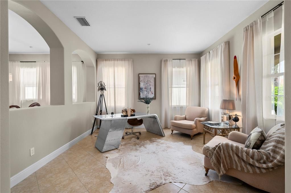 For Sale: $625,000 (5 beds, 4 baths, 4067 Square Feet)