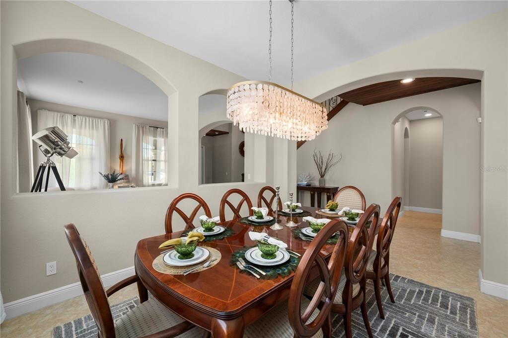 For Sale: $625,000 (5 beds, 4 baths, 4067 Square Feet)