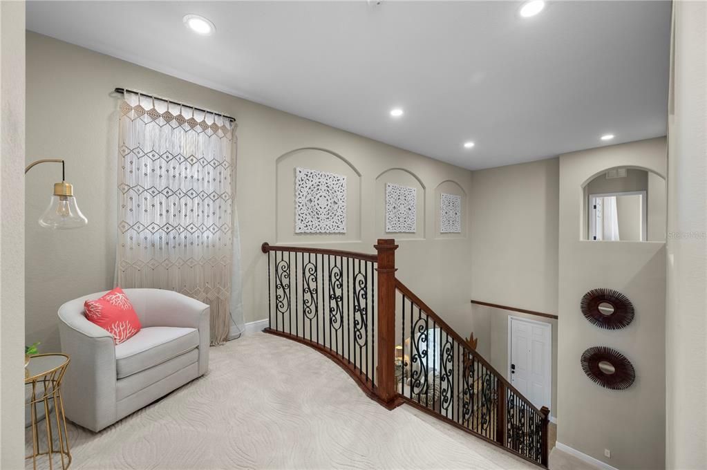 For Sale: $625,000 (5 beds, 4 baths, 4067 Square Feet)