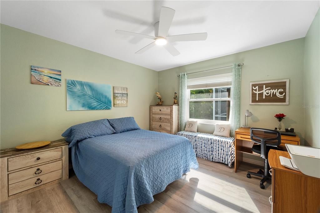 В аренду: $3,500 (3 спален, 2 ванн, 1241 Квадратных фут)