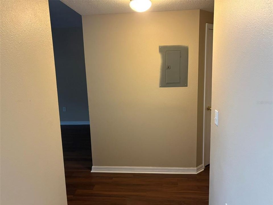 For Sale: $189,999 (3 beds, 2 baths, 1151 Square Feet)