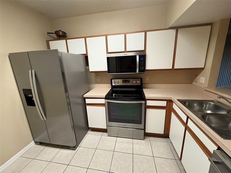 For Sale: $189,999 (3 beds, 2 baths, 1151 Square Feet)
