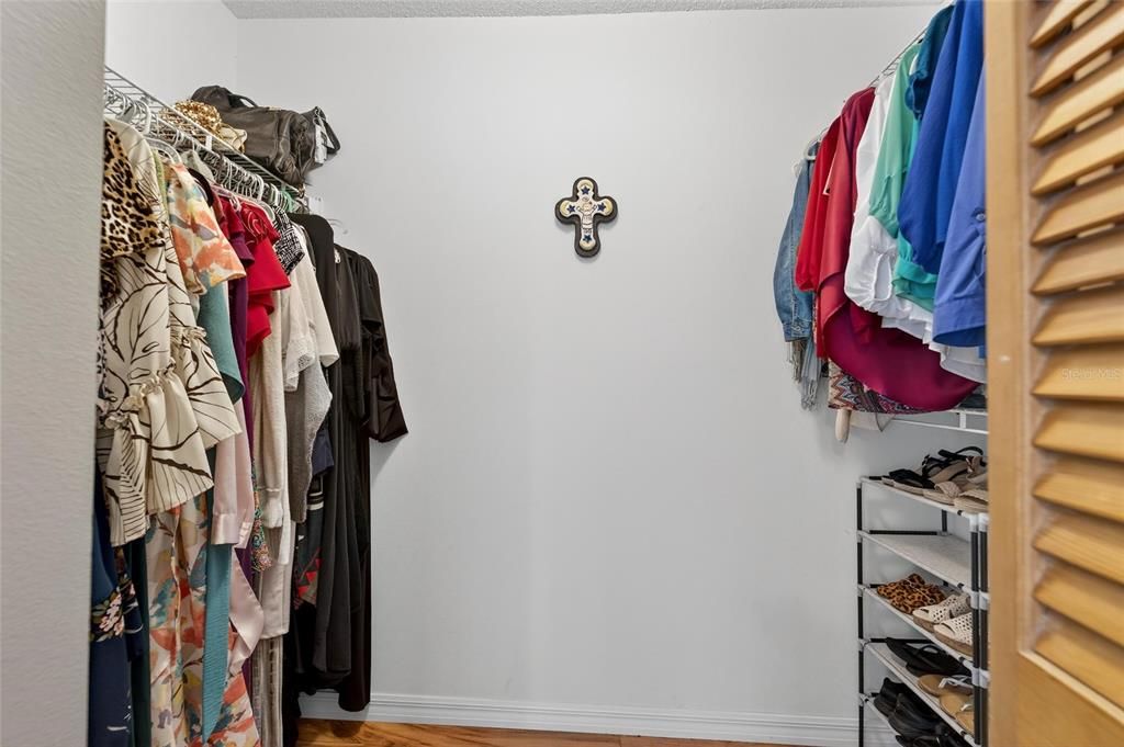 На продажу: $299,900 (3 спален, 2 ванн, 1534 Квадратных фут)