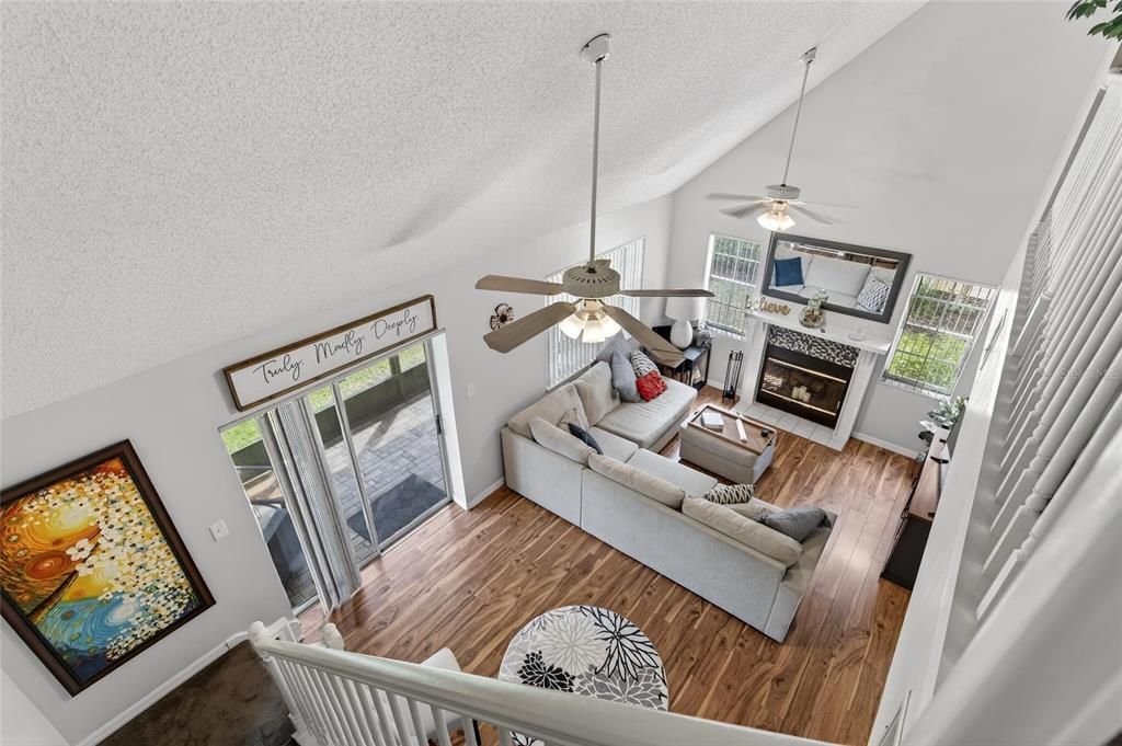 На продажу: $299,900 (3 спален, 2 ванн, 1534 Квадратных фут)