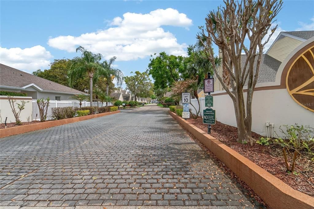 На продажу: $299,900 (3 спален, 2 ванн, 1534 Квадратных фут)