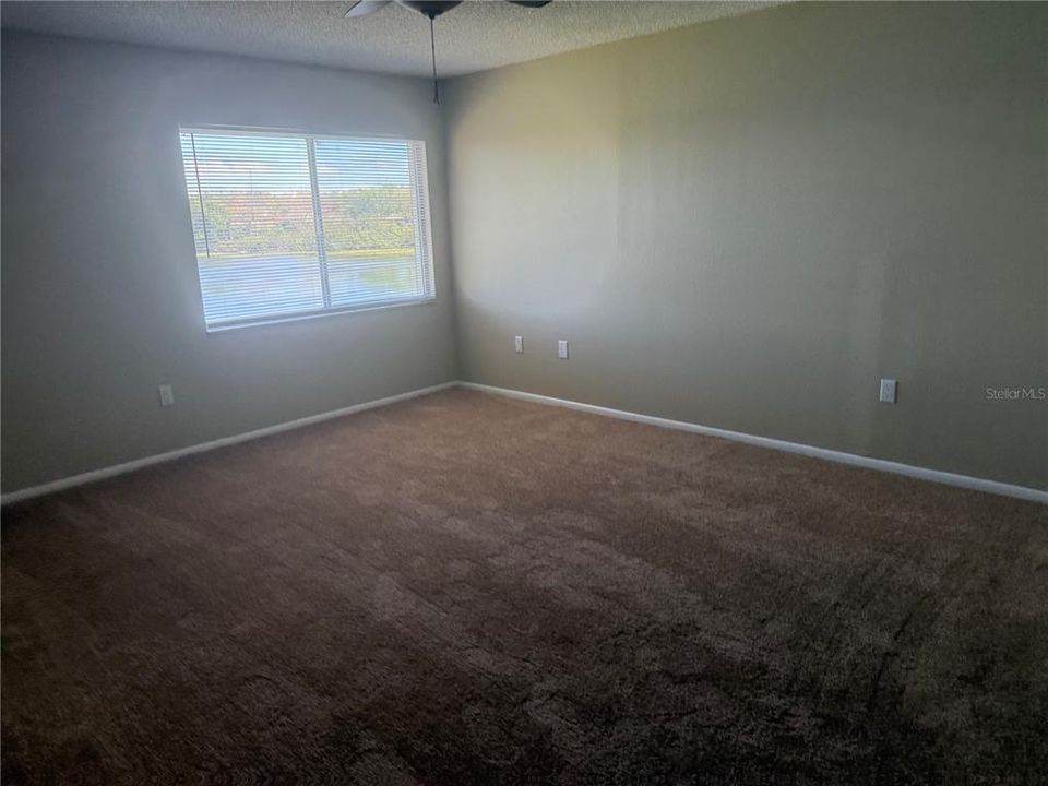 For Sale: $149,500 (2 beds, 2 baths, 1252 Square Feet)