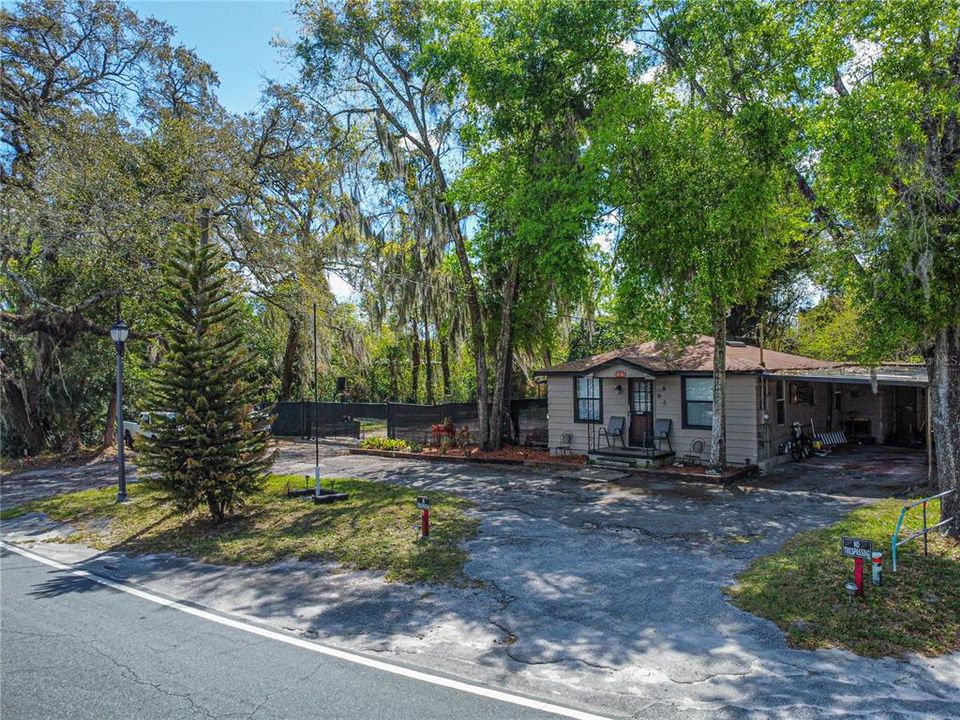 For Sale: $330,900 (0 beds, 0 baths, 924 Square Feet)