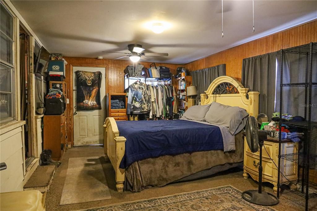 For Sale: $330,900 (0 beds, 0 baths, 924 Square Feet)