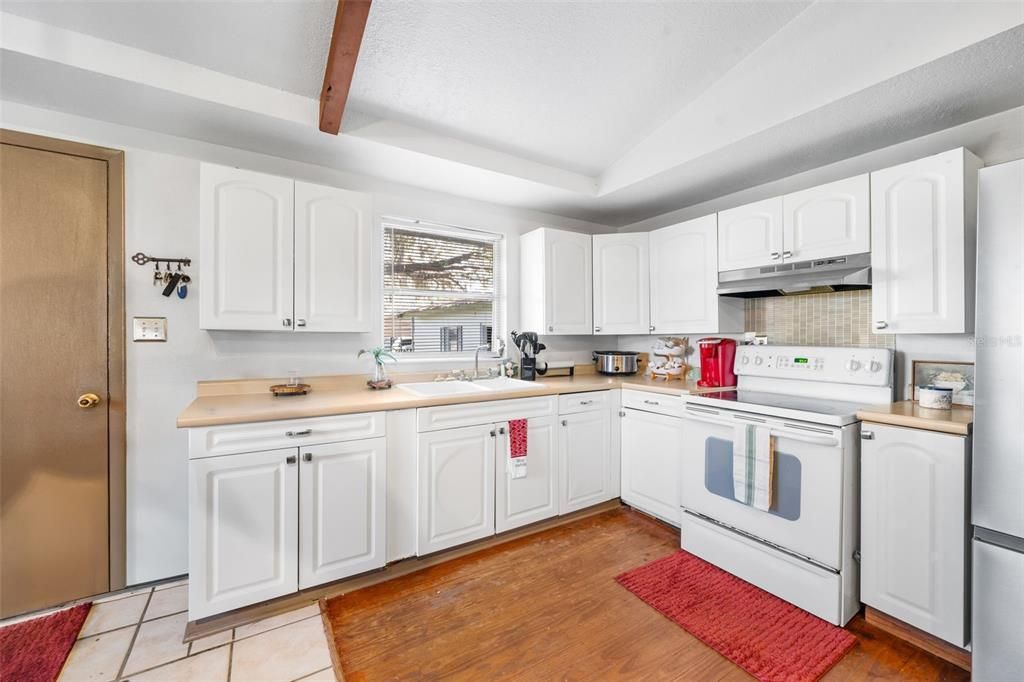 En Venta: $290,000 (3 camas, 1 baños, 1020 Pies cuadrados)