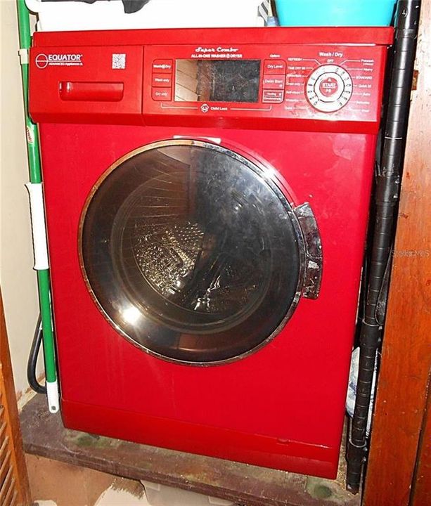 На продажу: $69,900 (2 спален, 1 ванн, 460 Квадратных фут)