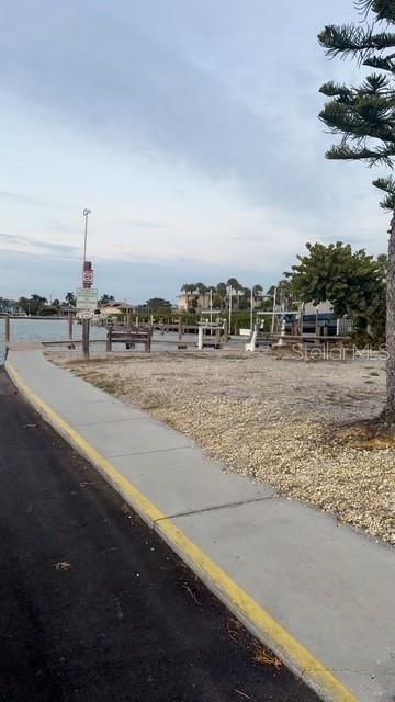 For Rent: $4,400 (2 beds, 2 baths, 1150 Square Feet)