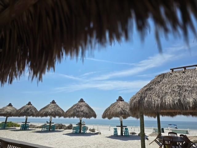 For Rent: $4,400 (2 beds, 2 baths, 1150 Square Feet)