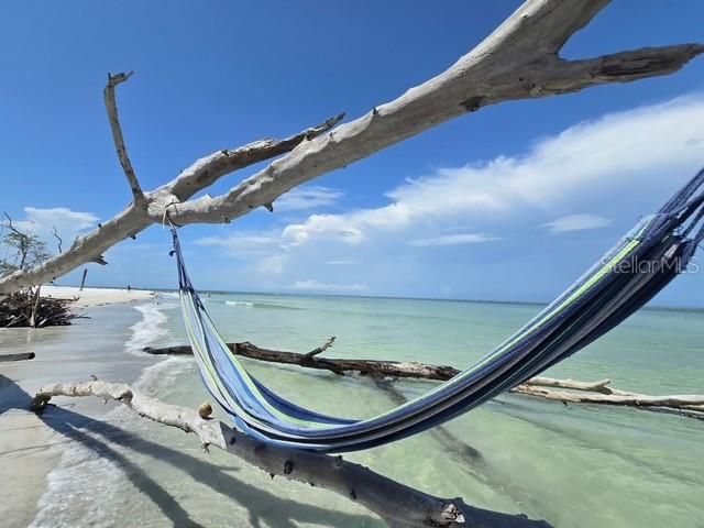 For Rent: $4,400 (2 beds, 2 baths, 1150 Square Feet)