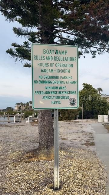 For Rent: $4,400 (2 beds, 2 baths, 1150 Square Feet)