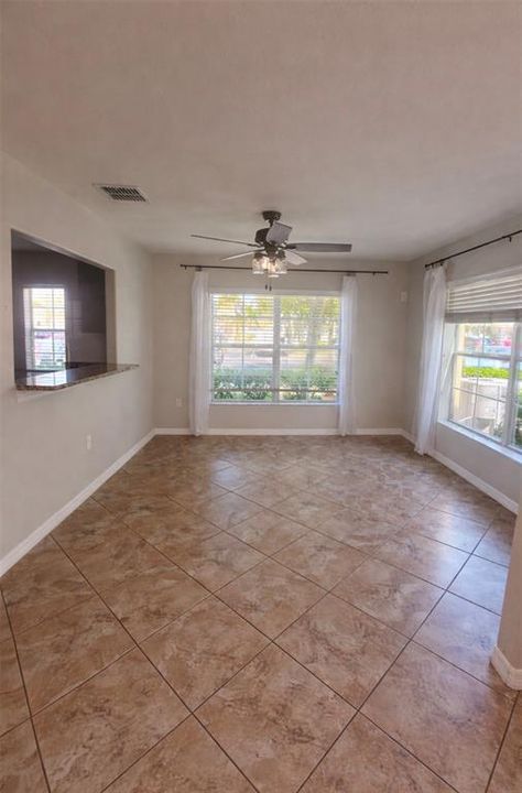 En Venta: $249,990 (3 camas, 2 baños, 1364 Pies cuadrados)