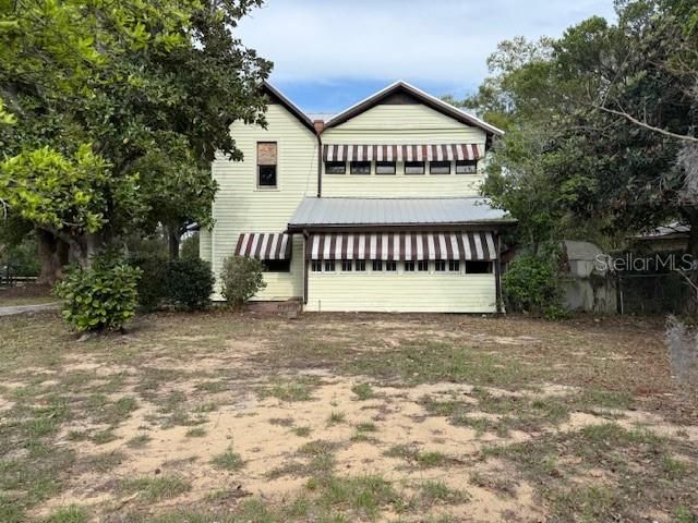 For Sale: $199,900 (4 beds, 2 baths, 2290 Square Feet)