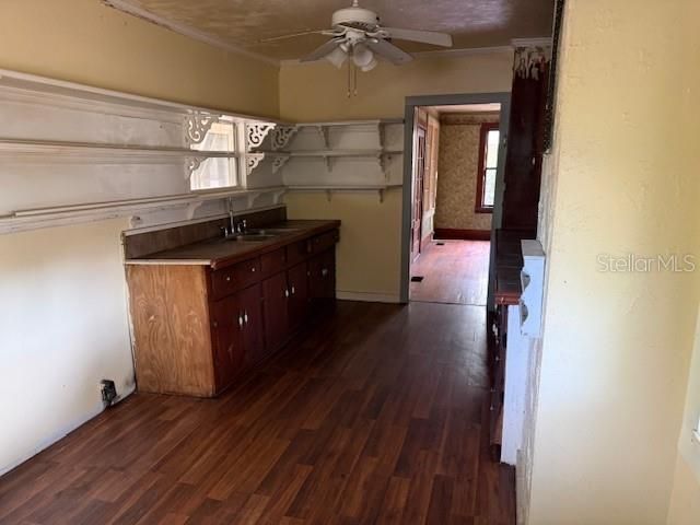 For Sale: $199,900 (4 beds, 2 baths, 2290 Square Feet)
