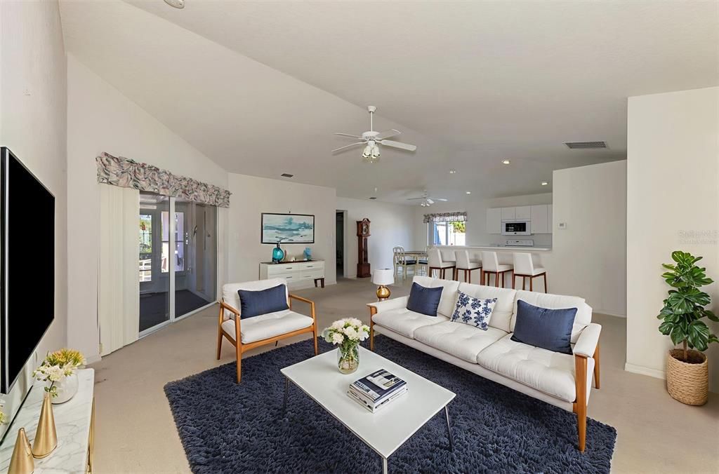Activo con contrato: $240,000 (3 camas, 2 baños, 1491 Pies cuadrados)