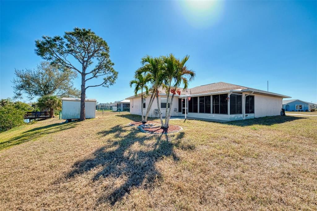 Activo con contrato: $240,000 (3 camas, 2 baños, 1491 Pies cuadrados)