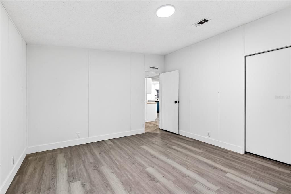 En Venta: $219,000 (3 camas, 2 baños, 2240 Pies cuadrados)