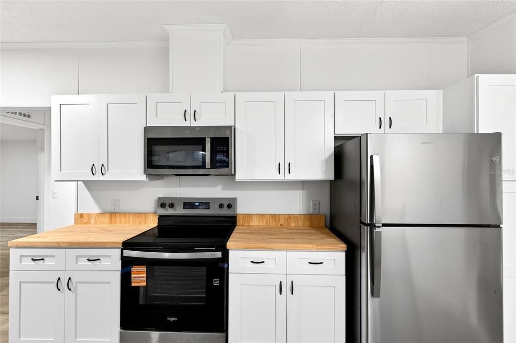 En Venta: $219,000 (3 camas, 2 baños, 2240 Pies cuadrados)