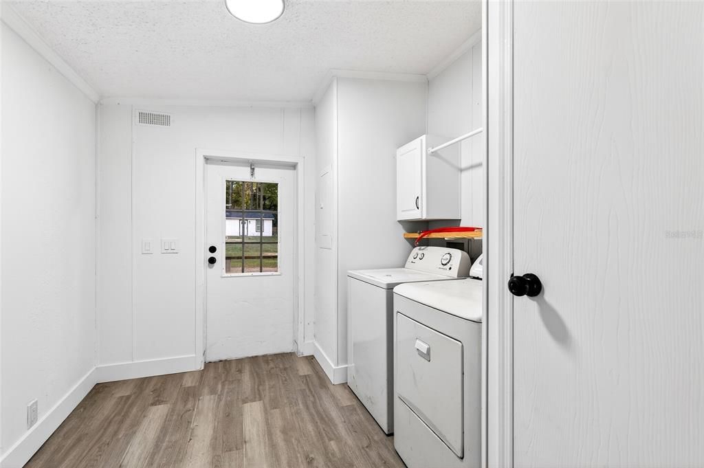 En Venta: $219,000 (3 camas, 2 baños, 2240 Pies cuadrados)
