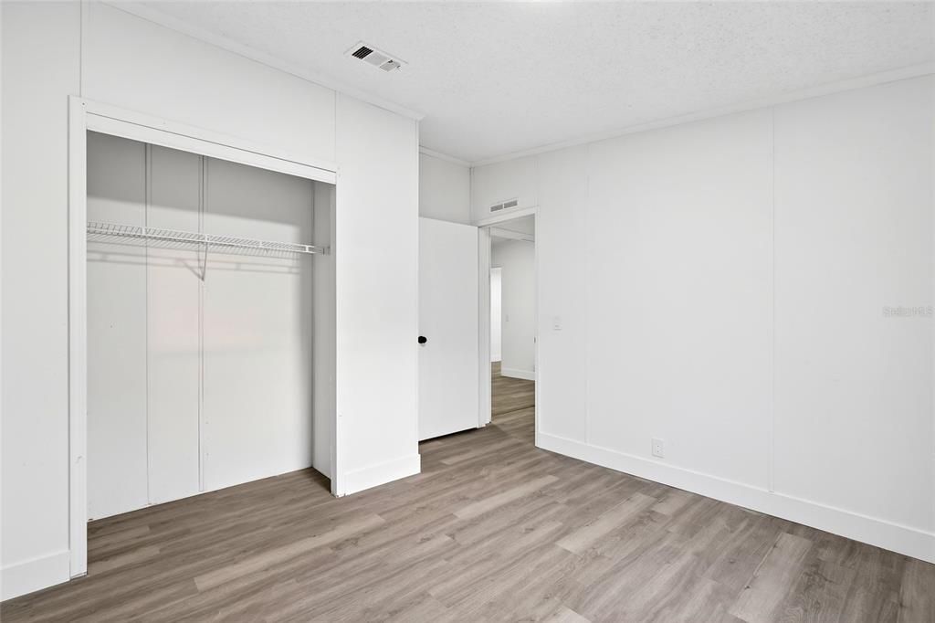 En Venta: $219,000 (3 camas, 2 baños, 2240 Pies cuadrados)